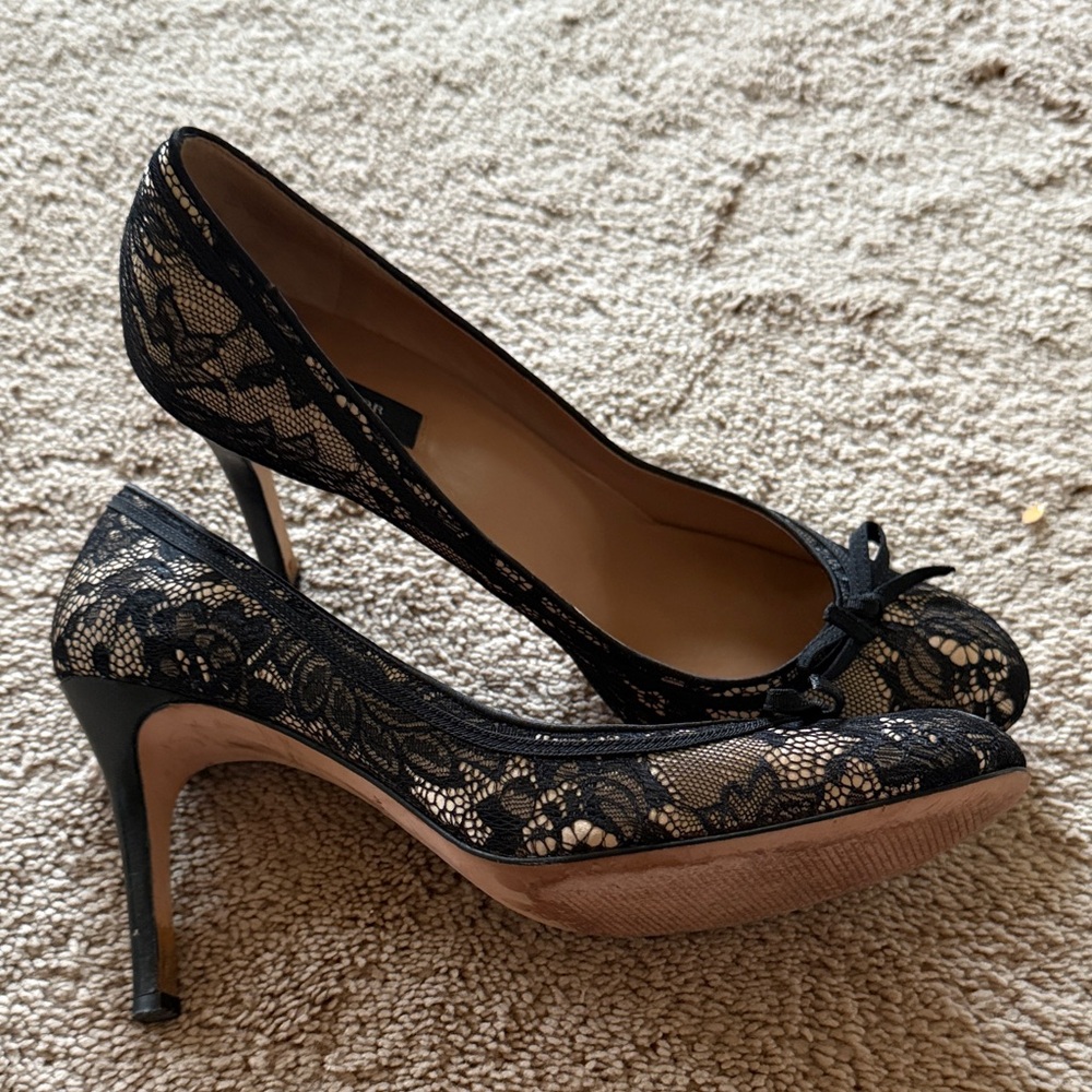 Ann Taylor Black Lace Heels